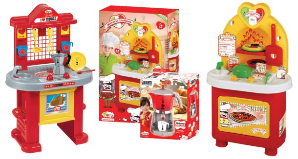 Play sets from Taro Toys, Italy