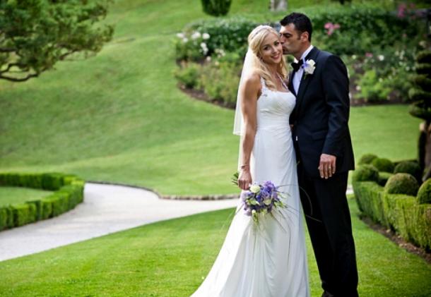 Bride and groom during an garden wedding in Italy