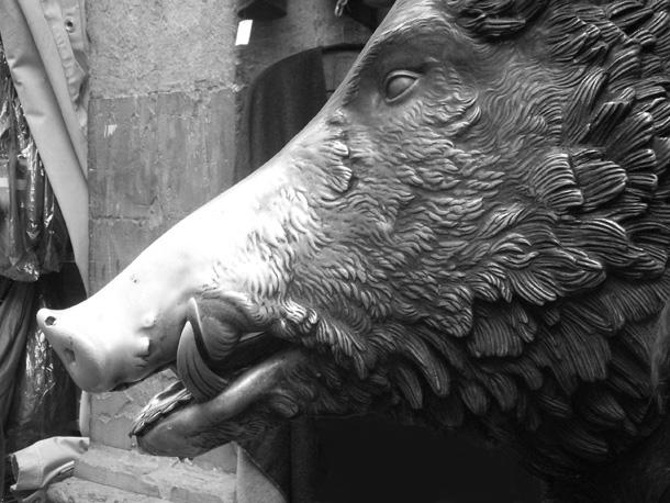 1634 wild boar bronze statue in Florence